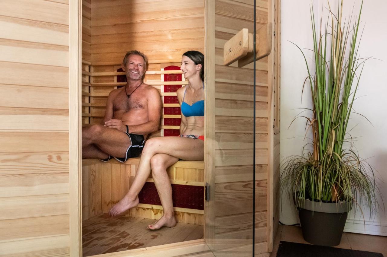 Camping Maeva Escapades Le Domaine Du Cedre Hotell Rivières Exteriör bild