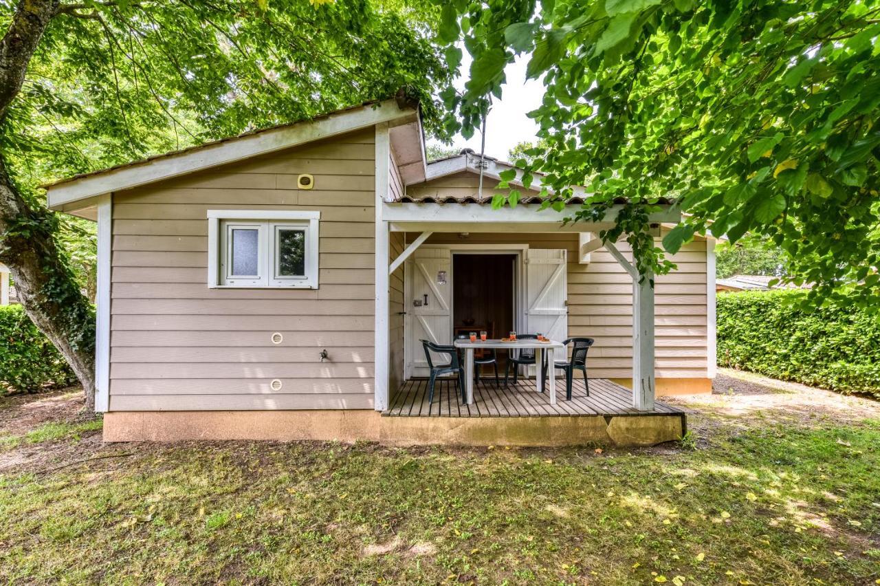 Camping Maeva Escapades Le Domaine Du Cedre Hotell Rivières Exteriör bild