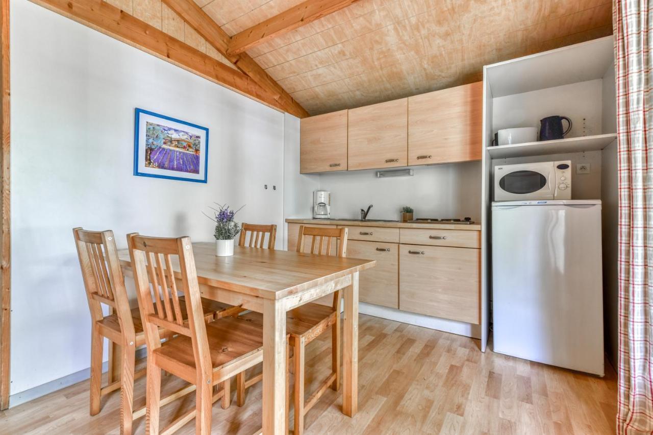Camping Maeva Escapades Le Domaine Du Cedre Hotell Rivières Exteriör bild